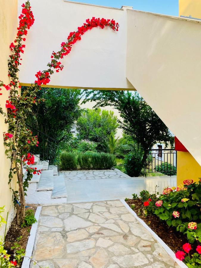 Sunflower Apartments & Studios Кассиопи Экстерьер фото