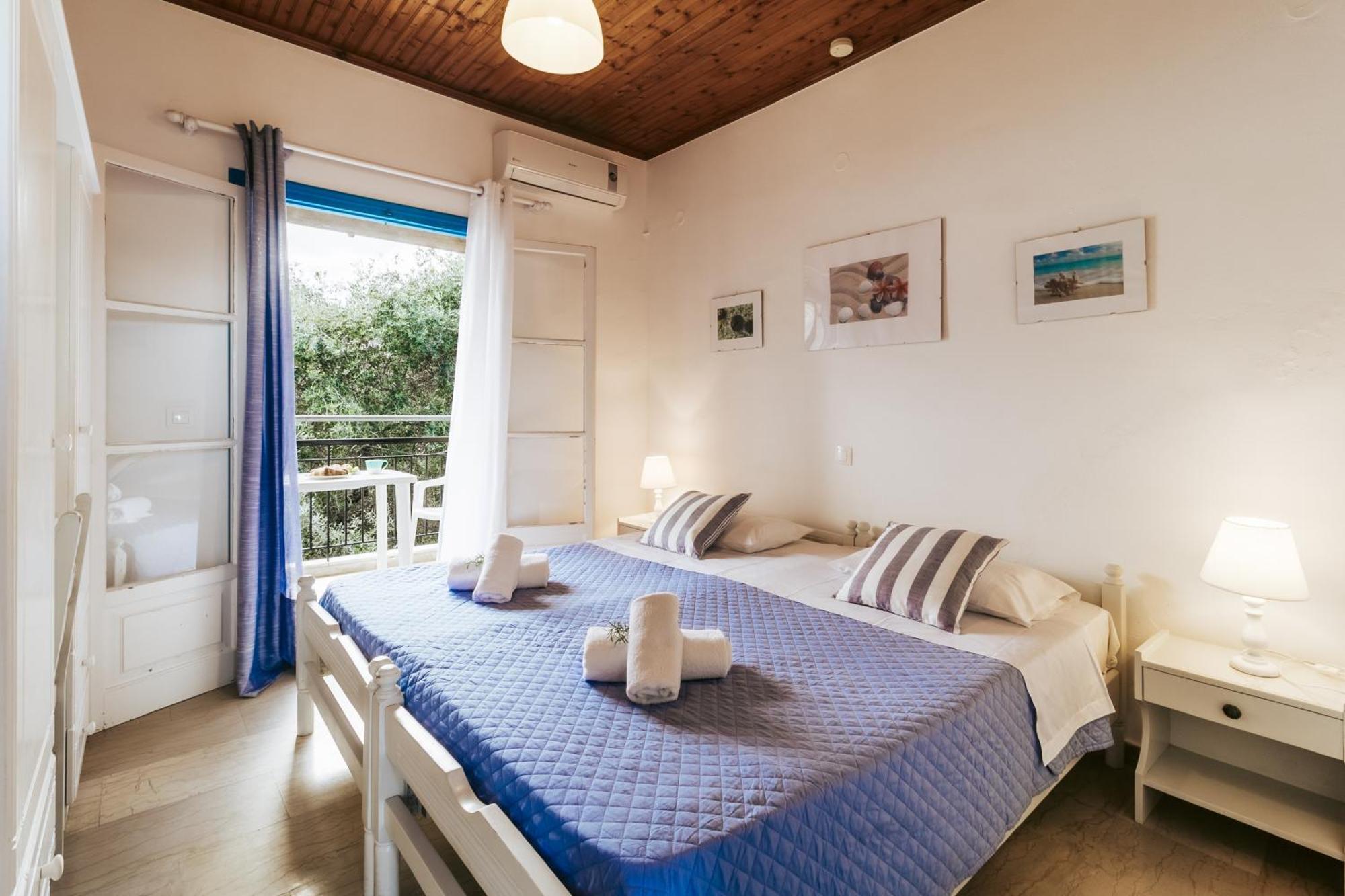 Sunflower Apartments & Studios Кассиопи Экстерьер фото