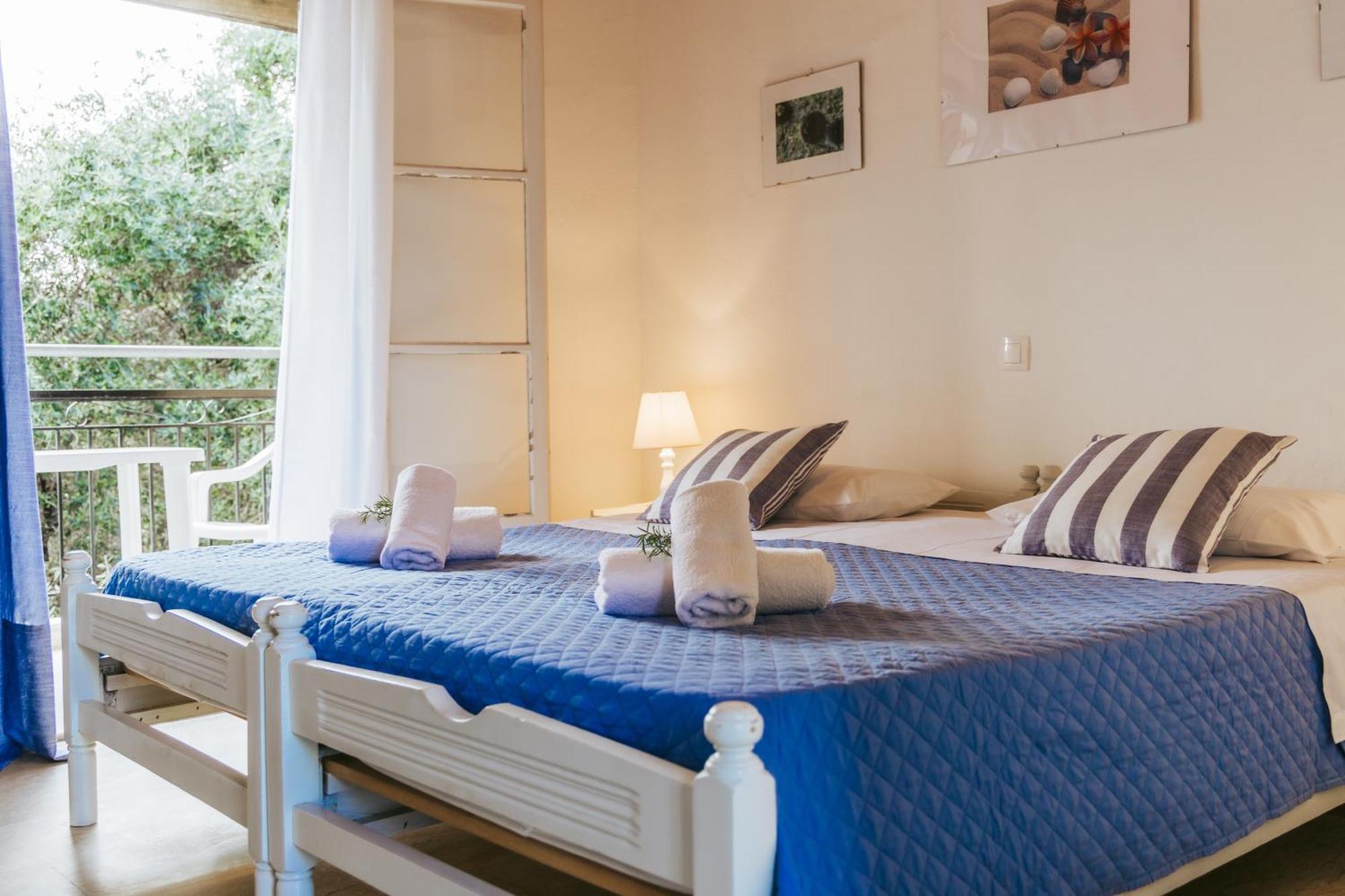 Sunflower Apartments & Studios Кассиопи Экстерьер фото